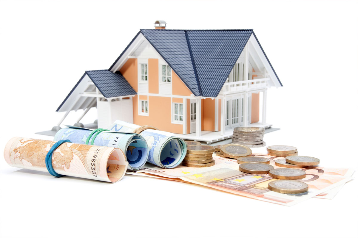 immagine che rappresenta una casa contornata da dei soldi