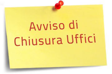 post-it con riportato "Avviso di chiusura uffici"